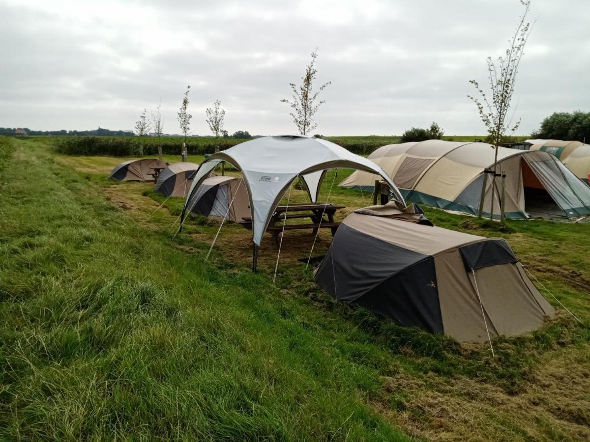 Hotel Basic 2P Tent Sotterum Kornwerd Esterno foto