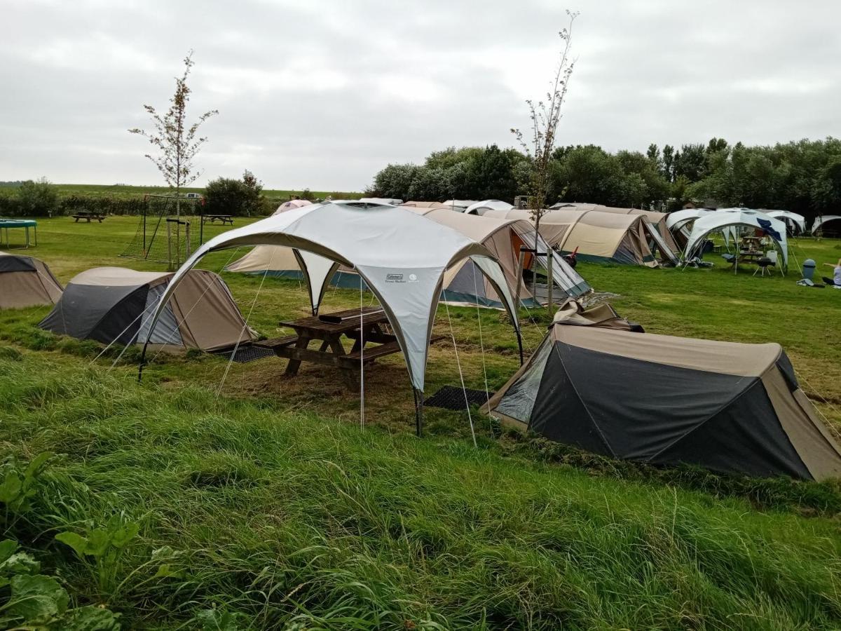 Hotel Basic 2P Tent Sotterum Kornwerd Esterno foto